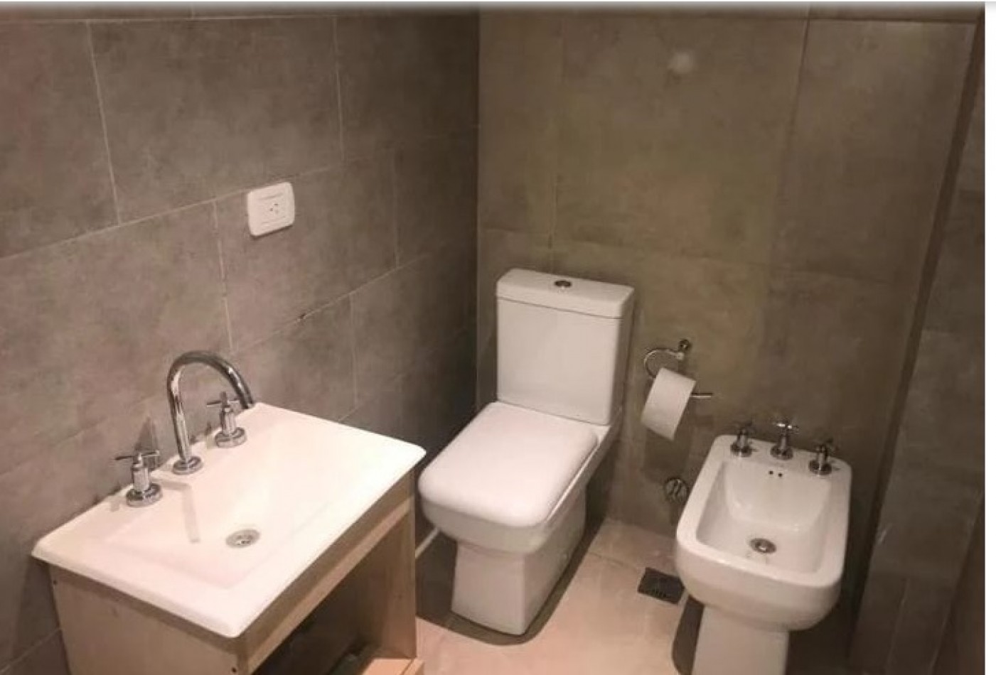 Duplex 3 ambientes en Complejo Cerrado - Ituzaingo Norte