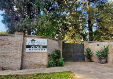 Lote con mejoras en Parque Leloir